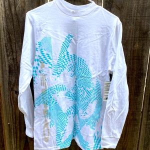 Oakley NWT long sleeve tee